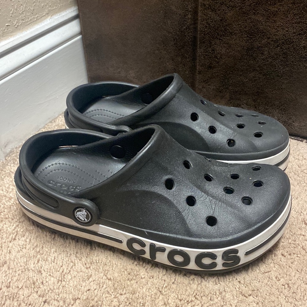 womens crocs